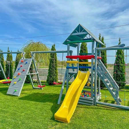 Holiday Park 자토르 외부 사진